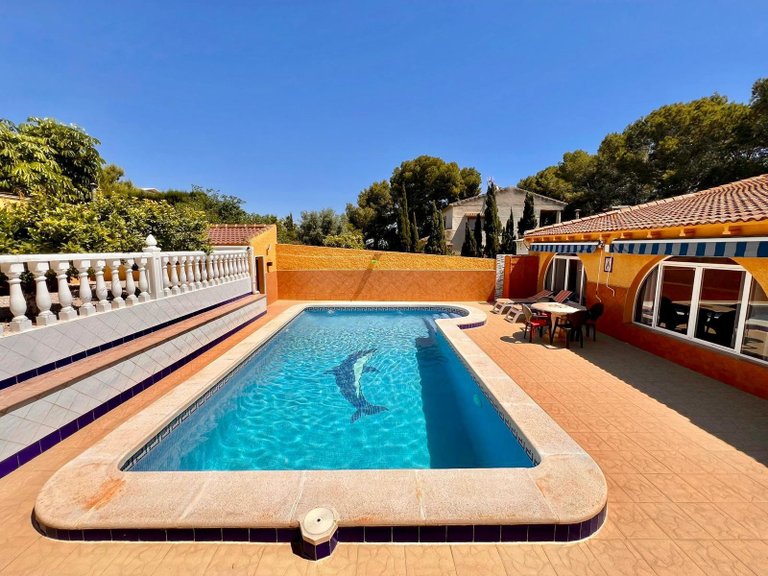 Villa for Sale in Costa Blanca Torrevieja, Alicante 4