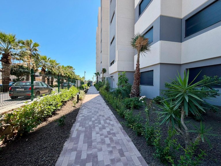 Apartment for Sale in Torrevieja, Alicante 30