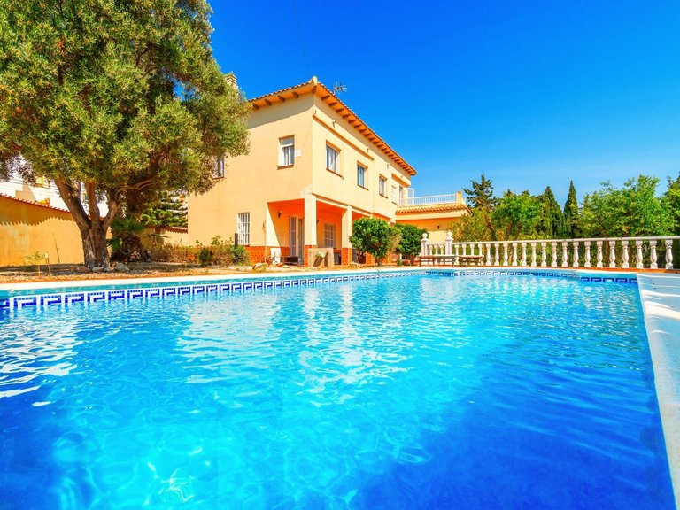 Villa for Sale in La Mata, Torrevieja, Alicante 4