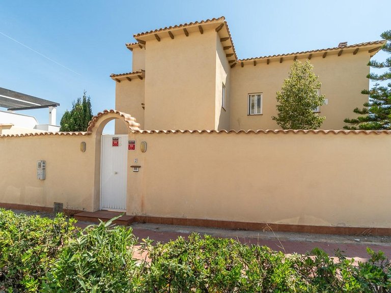 Villa for Sale in La Mata, Torrevieja, Alicante 47