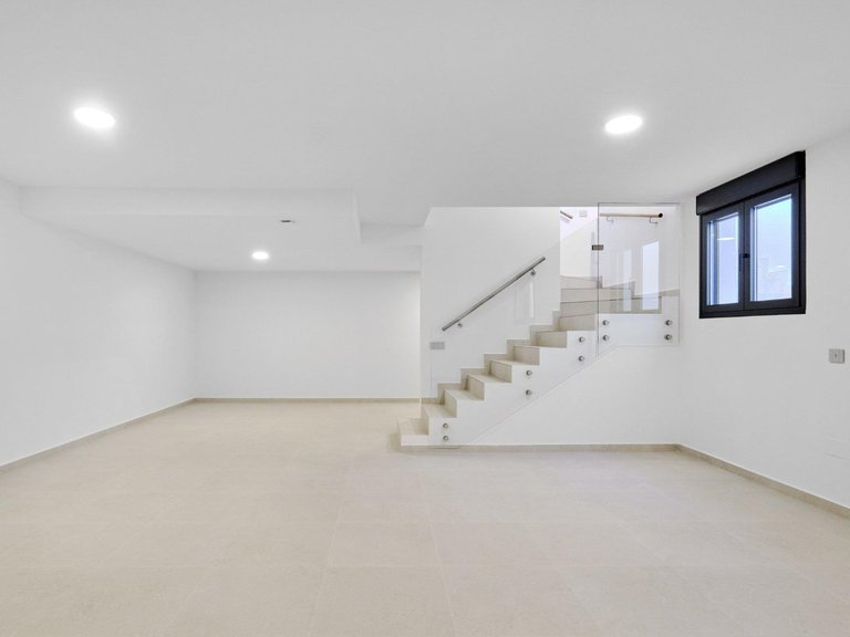 Villa for Sale in San Miguel De Salinas, Alicante 24