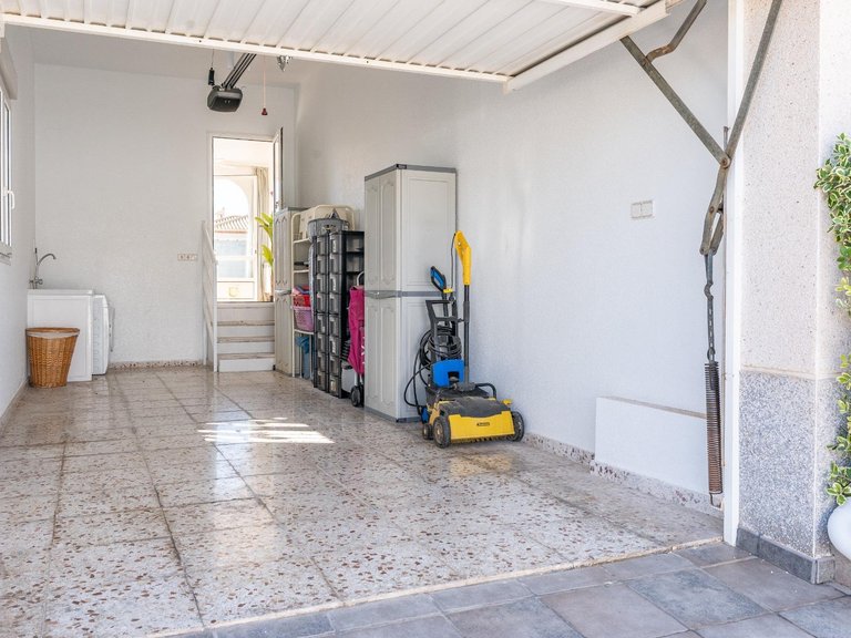 Villa for Sale in Playa Flamenca, Orihuela Costa, Alicante 12