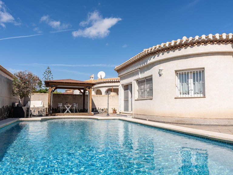 Villa for Sale in Playa Flamenca, Orihuela Costa, Alicante 18