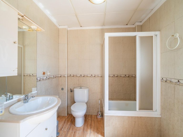 Villa for Sale in San Miguel De Salinas, Alicante 25
