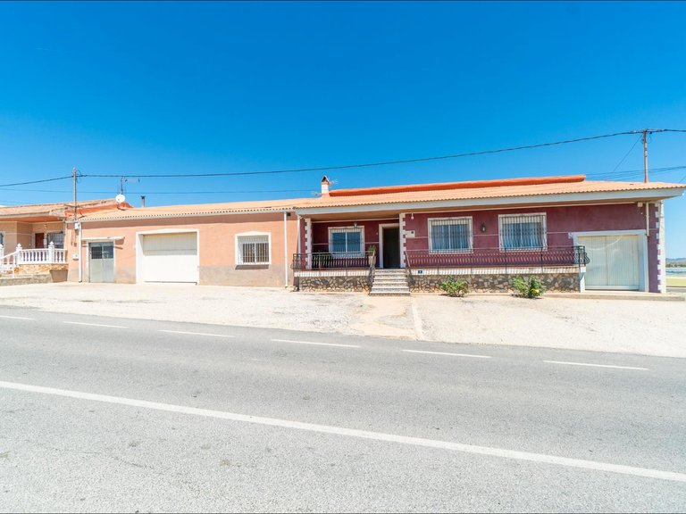 Villa for Sale in San Miguel De Salinas, Alicante 4