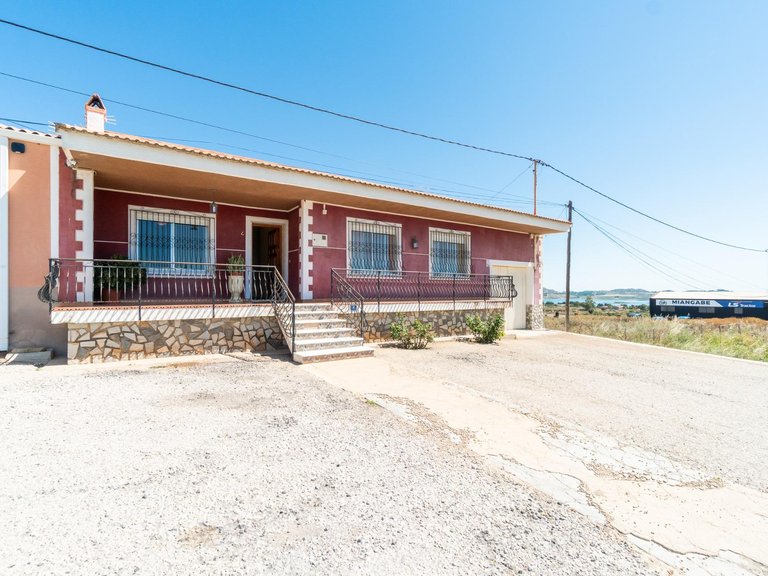 Villa for Sale in San Miguel De Salinas, Alicante 5
