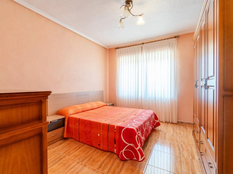 Villa for Sale in San Miguel De Salinas, Alicante 9