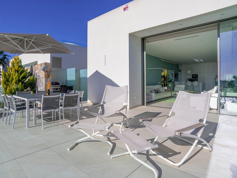 Villa for Sale in San Miguel De Salinas, Alicante 2