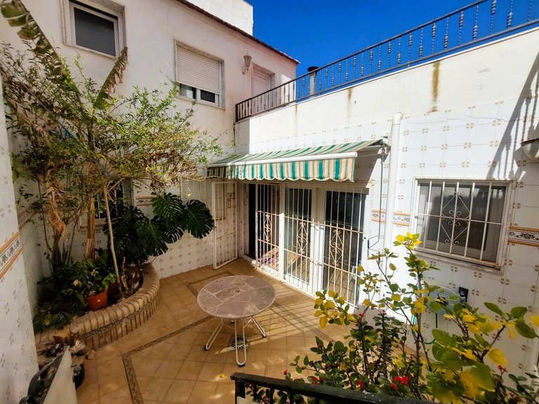Villa for Sale in Torrevieja, Alicante 1