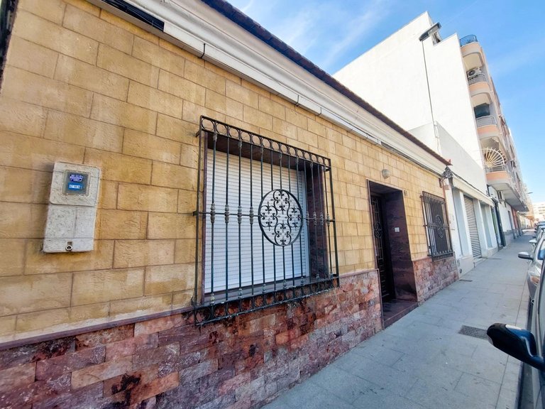 Villa for Sale in Torrevieja, Alicante 27