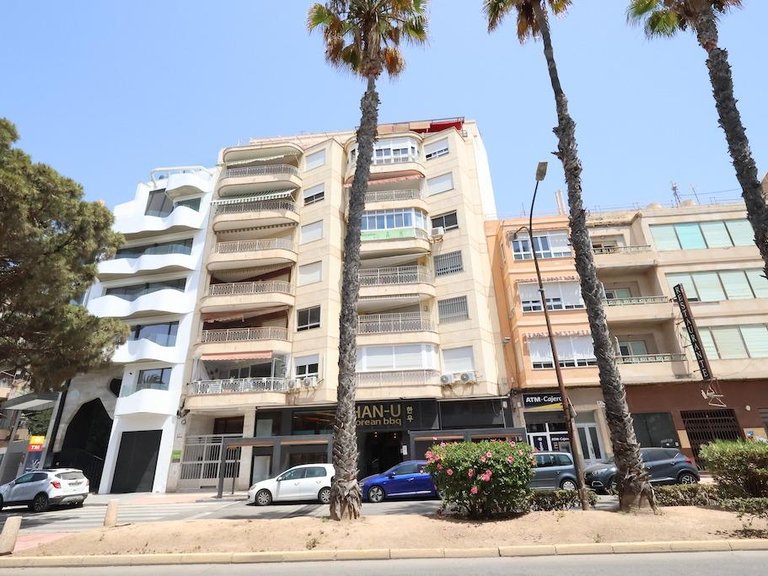 Apartment for Sale in Torrevieja, Alicante 1