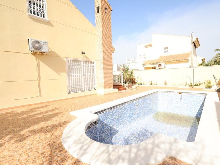 Villa for Sale in Costa Blanca Orihuela Costa, Alicante 21
