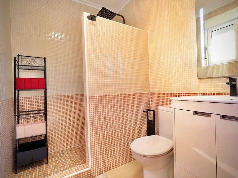 Villa for Sale in San Miguel De Salinas, Alicante 18