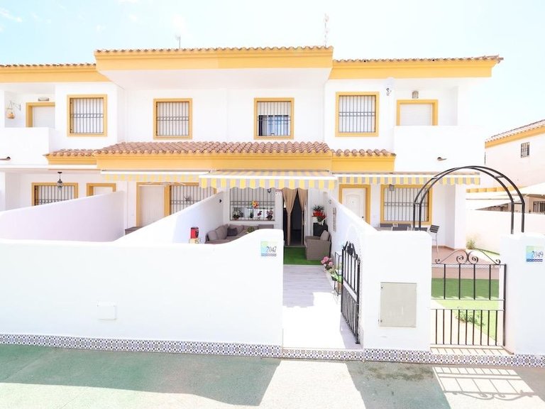 Town House for Sale in Torre de la Horadada, Pilar De La Horadada, Alicante 1