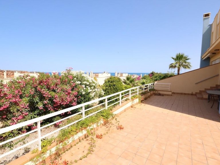 Town House for Sale in Cabo Roig, Alicante 5