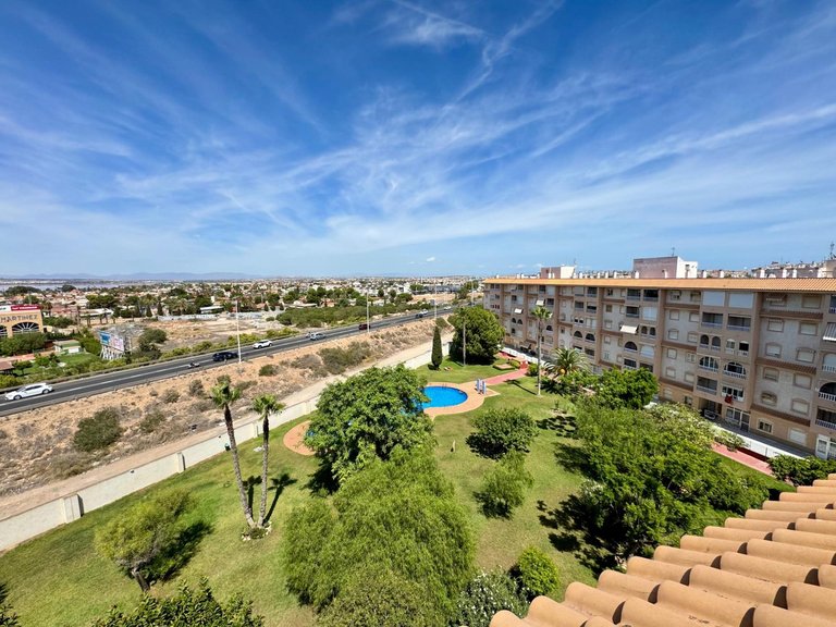 Penthouse for Sale in Torrevieja, Alicante 25