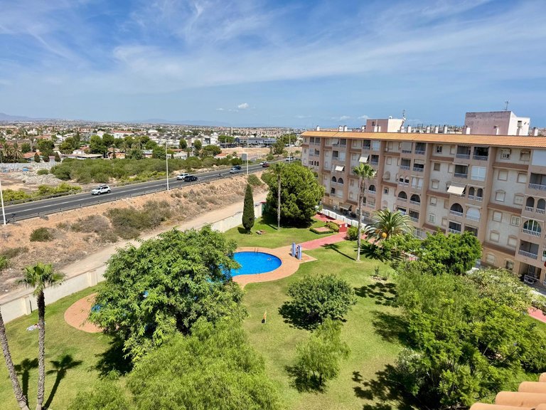 Penthouse for Sale in Torrevieja, Alicante 27