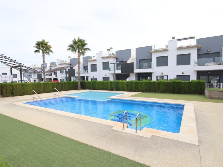 Town House for Sale in Zona Pueblo, Pilar De La Horadada, Alicante 1