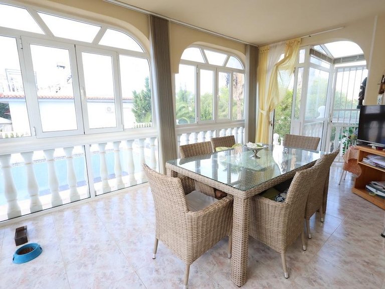 Villa for Sale in Villamartin, Alicante 18