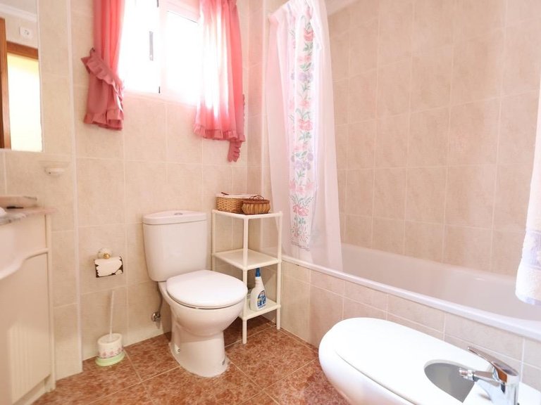 Villa for Sale in Costa Blanca Torrevieja, Alicante 16