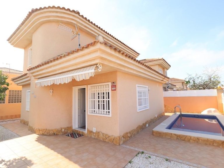 Villa for Sale in Costa Blanca Torrevieja, Alicante 21
