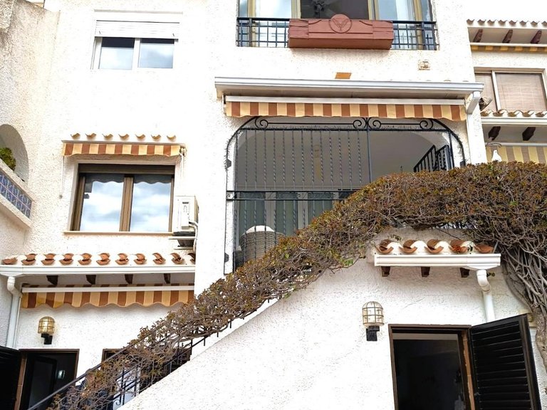 Town House for Sale in Costa Blanca Cabo Roig, Alicante 6