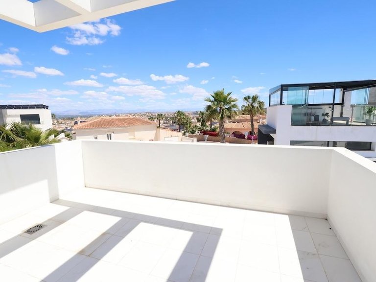 Villa for Sale in Inland Rojales, Alicante 18