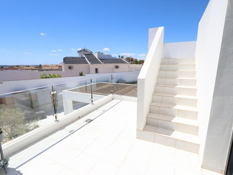 Villa for Sale in Inland Rojales, Alicante 19
