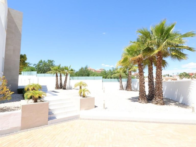 Villa for Sale in Inland Rojales, Alicante 24