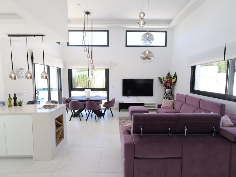 Villa for Sale in Inland Rojales, Alicante 8