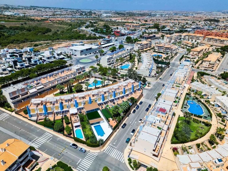 Town House for Sale in Costa Blanca Orihuela Costa, Alicante 33