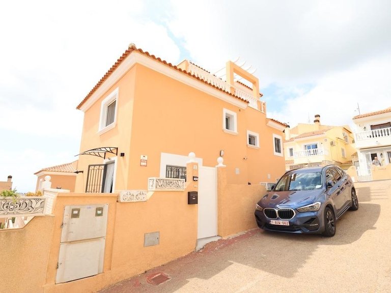 Villa for Sale in San Miguel De Salinas, Alicante 33