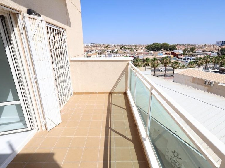 Penthouse for Sale in Orihuela Costa, Alicante 10