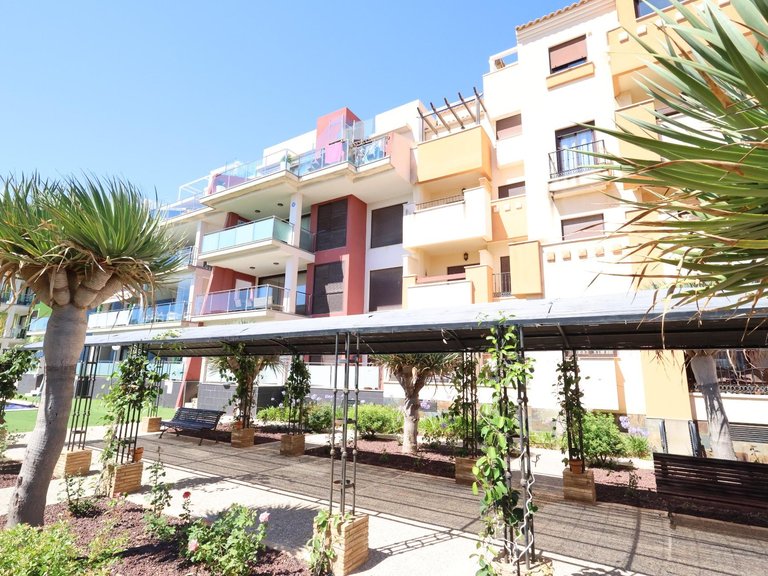 Apartment for Sale in Orihuela Costa, Alicante 16