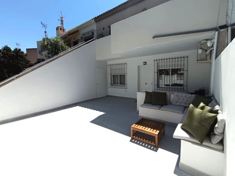 Apartment for Sale in Cabo Roig, Alicante 3