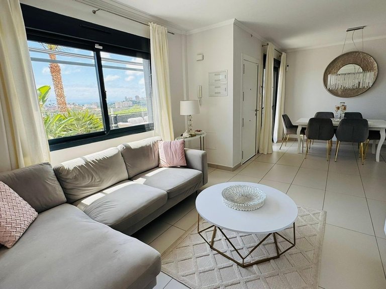 Town House for Sale in Cabo Roig, Alicante 9