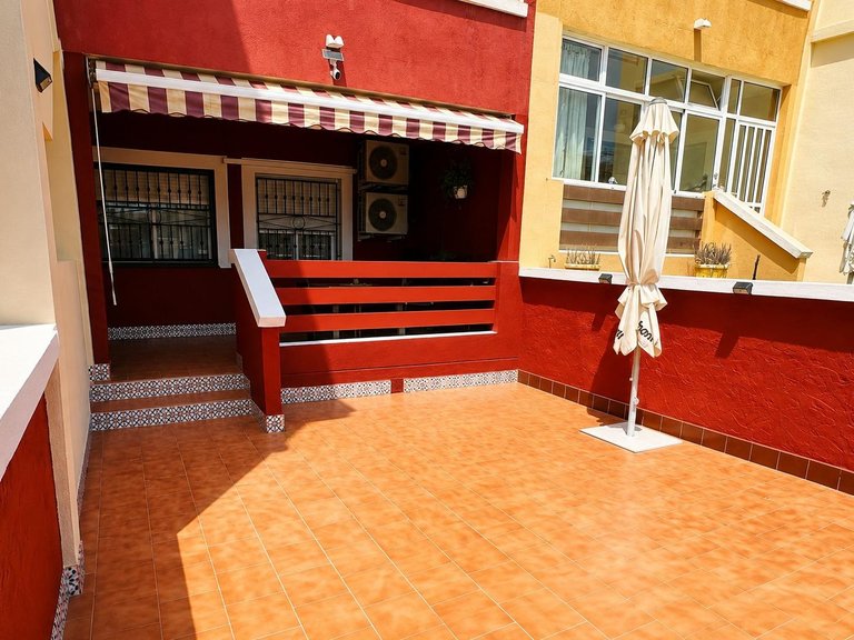 Apartment for Sale in Los Altos, Alicante 2