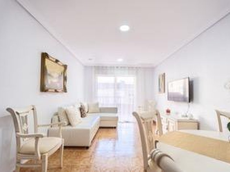 Apartment for Sale in Costa Blanca Torrevieja, Alicante 1