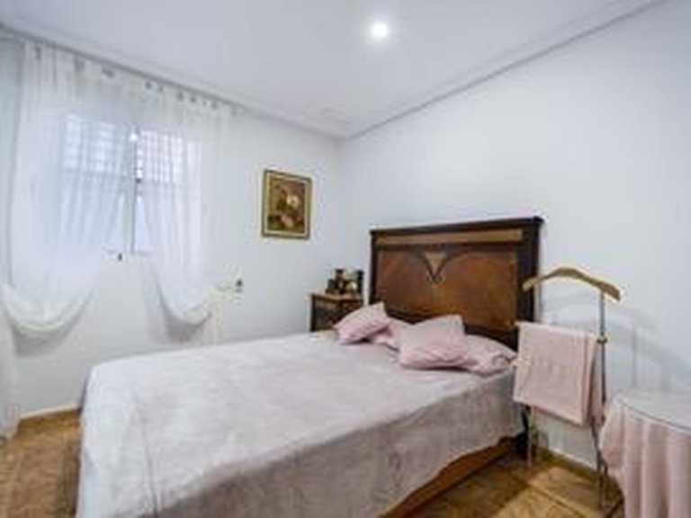 Apartment for Sale in Costa Blanca Torrevieja, Alicante 22