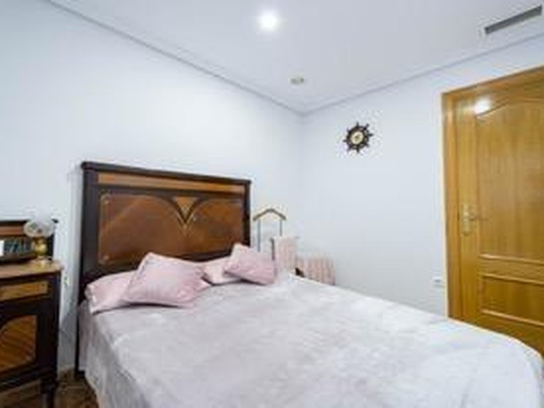 Apartment for Sale in Costa Blanca Torrevieja, Alicante 23