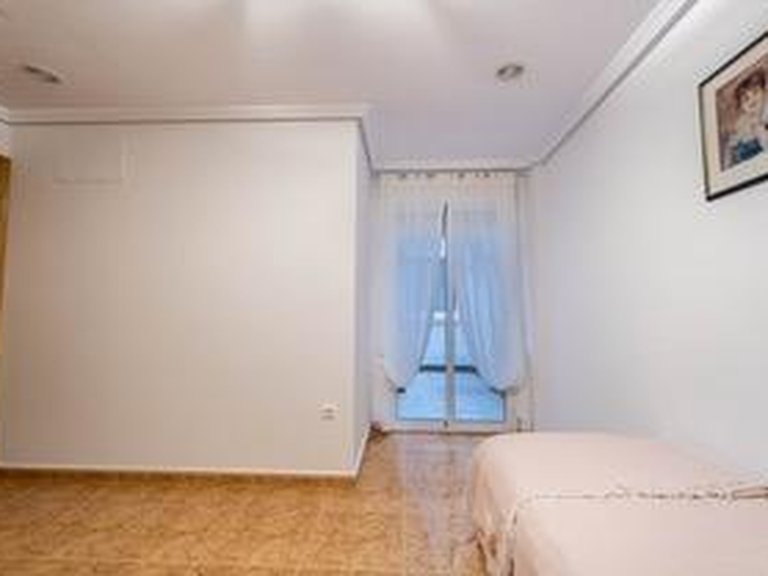 Apartment for Sale in Costa Blanca Torrevieja, Alicante 25