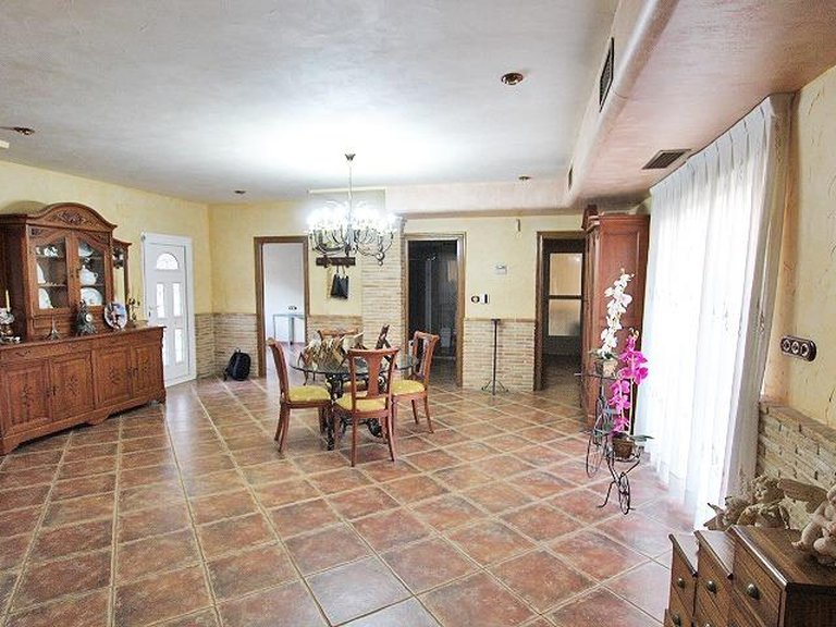 Villa for Sale in Costa Blanca Formentera Del Segura, Alicante 13