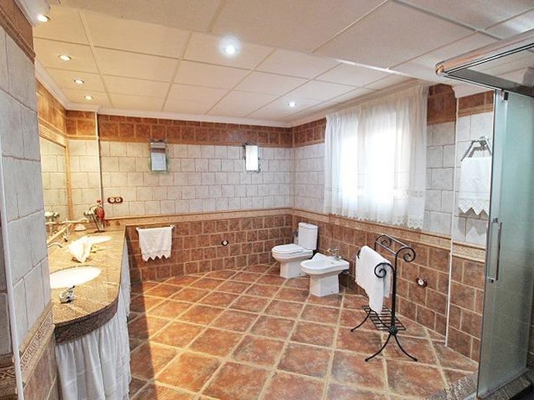 Villa for Sale in Costa Blanca Formentera Del Segura, Alicante 31