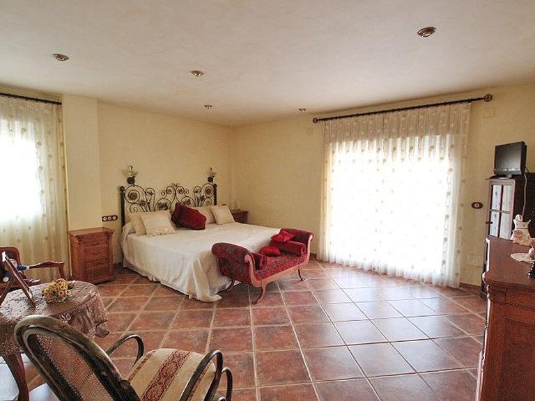Villa for Sale in Costa Blanca Formentera Del Segura, Alicante 34