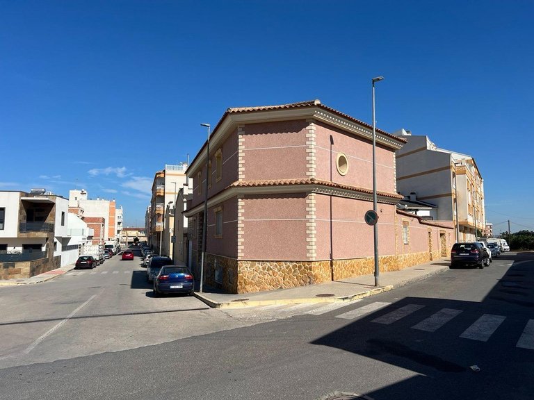 Villa for Sale in Costa Blanca Formentera Del Segura, Alicante 5