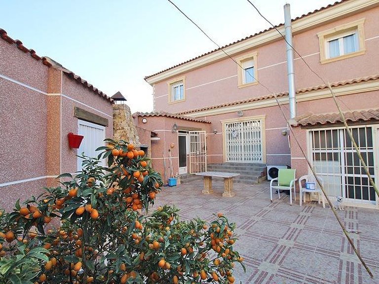 Villa for Sale in Costa Blanca Formentera Del Segura, Alicante 8