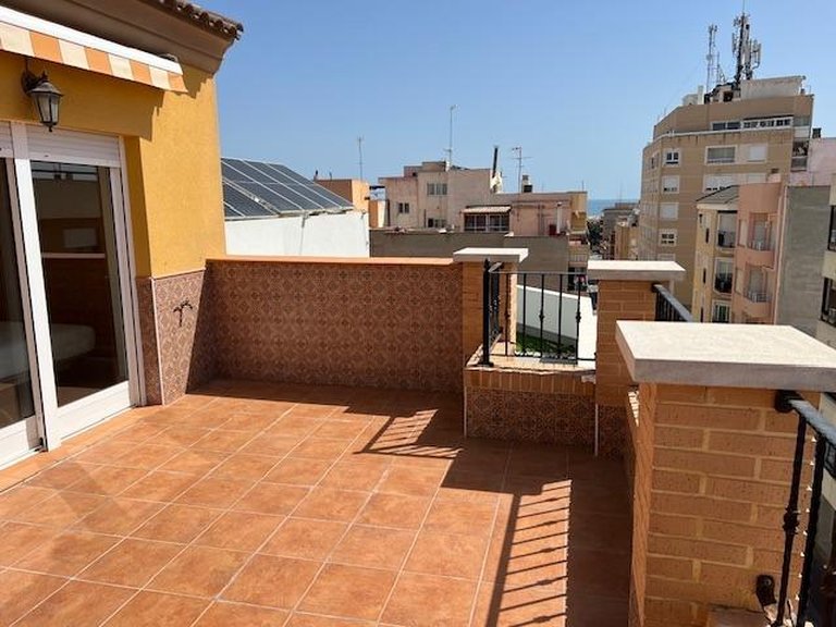 Apartment for Sale in Costa Blanca Guardamar Del Segura, Alicante 1