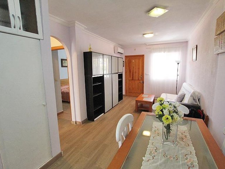 Villa for Sale in Guardamar Del Segura, Alicante 3