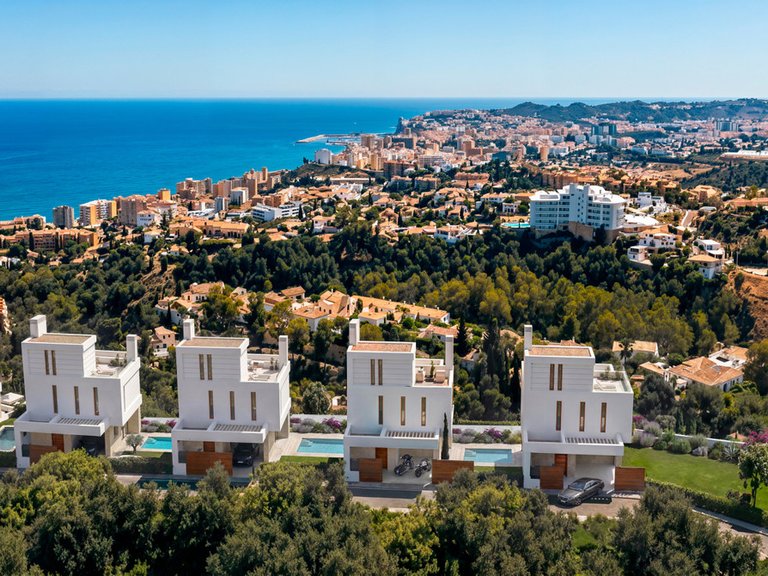 Villa for Sale in Fuengirola, Malaga 4