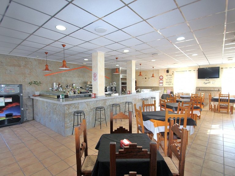 Commercial for Sale in Torrevieja, Alicante 1